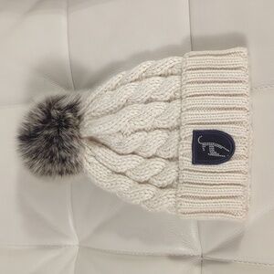 Toni Sailor White Beanie with Fur Pompom